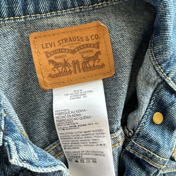 Girls Levi’s Denim Jacket Medium 10-12 yrs. - Picture 3 of 3